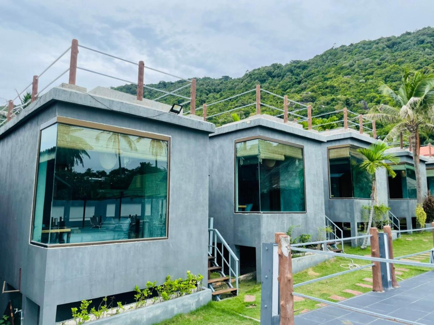The Sea Resort Haad Rin Rom bilde